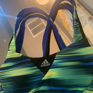 Adidas workout bra size XS